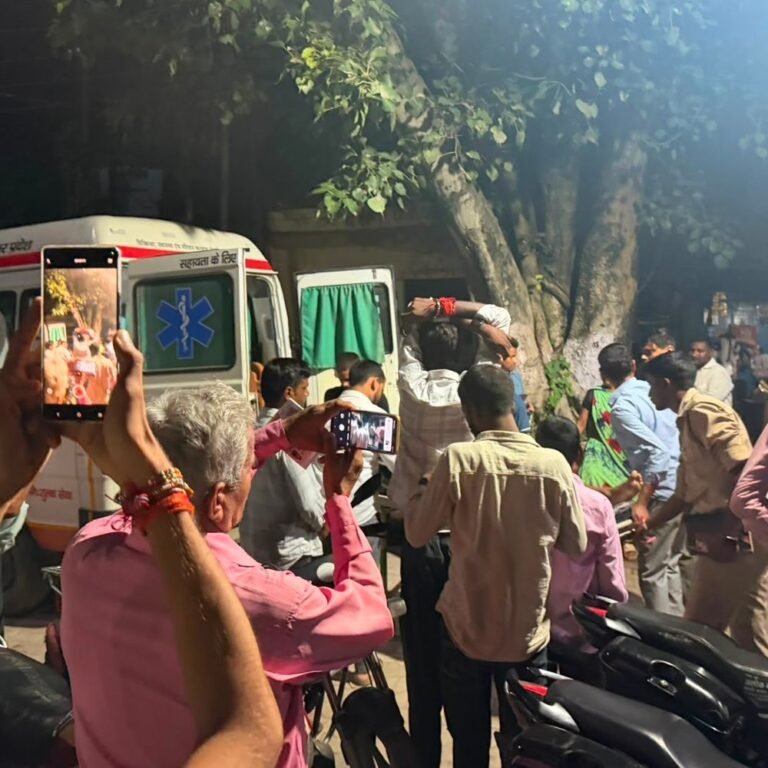 बस्ती में सांप के डसने से बुजुर्ग की मौत:नहर किनारे घास काट रहे थे, अस्पताल पहुंचने से पहले दम तोड़ा