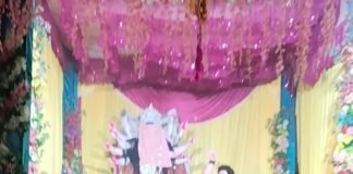 लेहरा में दुर्गा पूजा समिति ने जागरण कराया:देवी गीतों पर झूमे श्रद्धालु, देर रात तक चला भक्तिमय आयोजन लेहरा में दुर्गा पूजा समिति ने जागरण कराया:देवी गीतों पर झूमे श्रद्धालु, देर रात तक चला भक्तिमय आयोजन