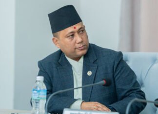 नेपाल: विदेश मंत्री शिशिर खनाल जलवायु सम्मेलन के लिए फिजी रवाना