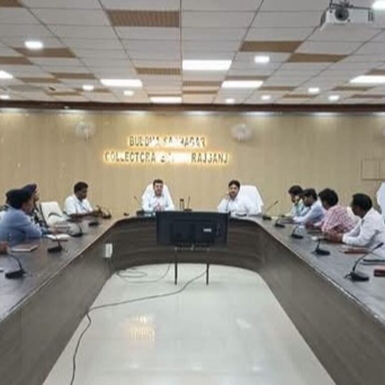 छात्रवृत्ति के लिए 13 नवंबर तक आवेदन करें:महराजगंज में एससी-एसटी, ओबीसी; सामान्य और अल्पसंख्यक वर्ग के विद्यार्थियों को मिलेगा लाभ
