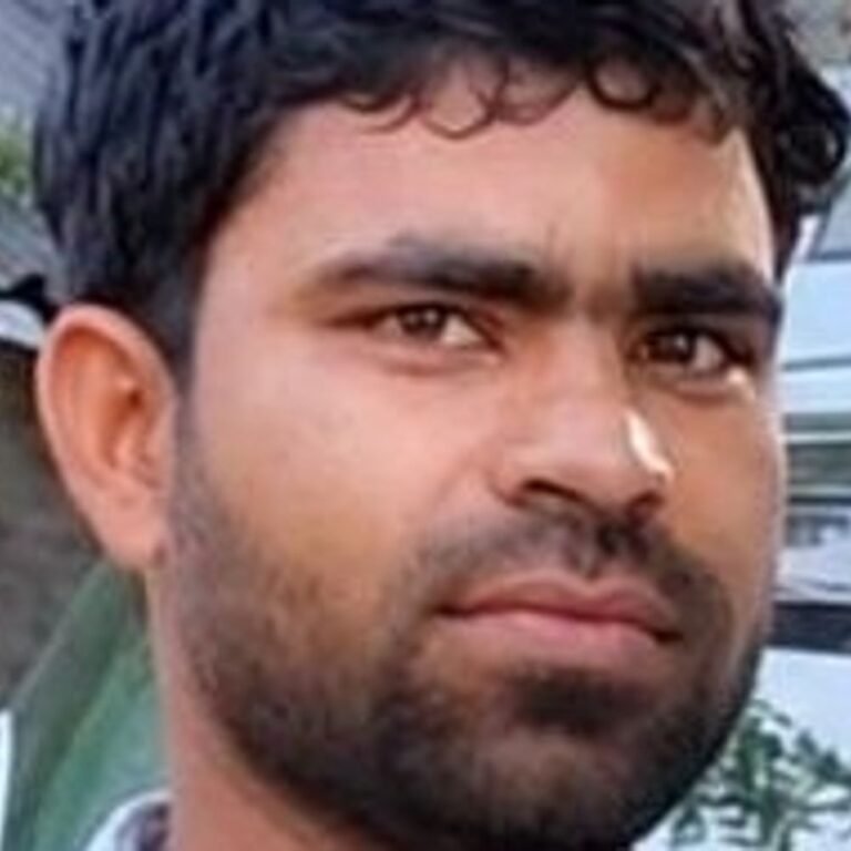 कुत्ते के काटने से युवक की मौत:एक माह पहले काटा था, इलाज के लिए लखनऊ ले जाते समय रास्ते में तोड़ा दम