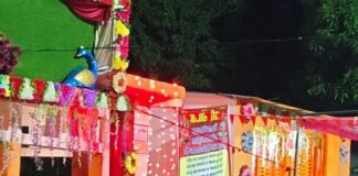 सुजौली में नवरात्रि पर बच्चों ने दी सांस्कृतिक प्रस्तुतियां:पंडालों में उमड़ा भक्तों का हुजूम, मां दुर्गा के जयकारों से गूंजा क्षेत्र सुजौली में नवरात्रि पर बच्चों ने दी सांस्कृतिक प्रस्तुतियां:पंडालों में उमड़ा भक्तों का हुजूम, मां दुर्गा के जयकारों से गूंजा क्षेत्र
