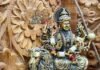 नवरात्रि में मां दुर्गा के स्वागत से पहले चमका लें मेन गेट, ये 5 छोटी बातें बदल देंगी घर का माहौल