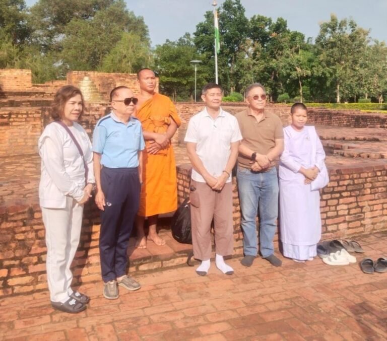 Shravasti News:वियतनामी अनुयायियों से गुलजार हुई श्रावस्ती – Shravasti Abuzz With Vietnamese Followers