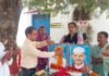 बीआरसी जमुनहा में गांधी-शास्त्री जयंती मनाई गई:बीईओ ने ध्वजारोहण कर माल्यार्पण किया, छात्र-छात्राओं को मिठाई भी बांटी