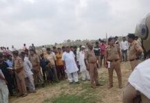 बलरामपुर में रिक्शा की टक्कर से बच्चे की मौत:कुत्ते के काटने का इंजेक्शन लगवाकर लौट रहा था, चालक गिरफ्तार बलरामपुर में रिक्शा की टक्कर से बच्चे की मौत:कुत्ते के काटने का इंजेक्शन लगवाकर लौट रहा था, चालक गिरफ्तार