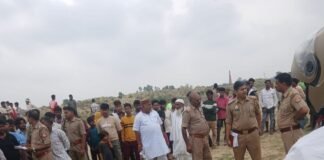 बलरामपुर में रिक्शा की टक्कर से बच्चे की मौत:कुत्ते के काटने का इंजेक्शन लगवाकर लौट रहा था, चालक गिरफ्तार बलरामपुर में रिक्शा की टक्कर से बच्चे की मौत:कुत्ते के काटने का इंजेक्शन लगवाकर लौट रहा था, चालक गिरफ्तार