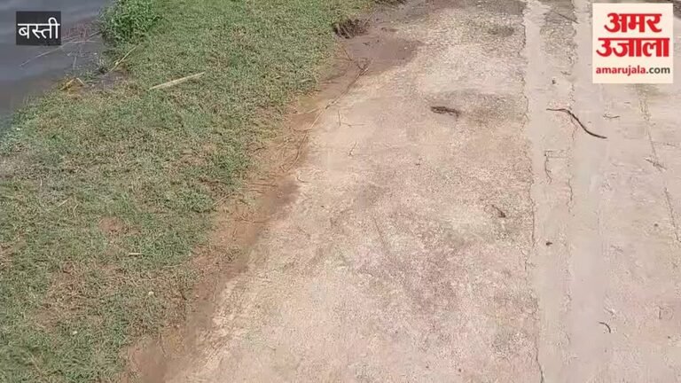 बस्ती में बाढ़ का कहर:बारहछत्तर धाम के रास्ते पर दो फीट से अधिक पानी – Flood Crisis Over Two Feet Of Water On Barahchhattar Dham Road