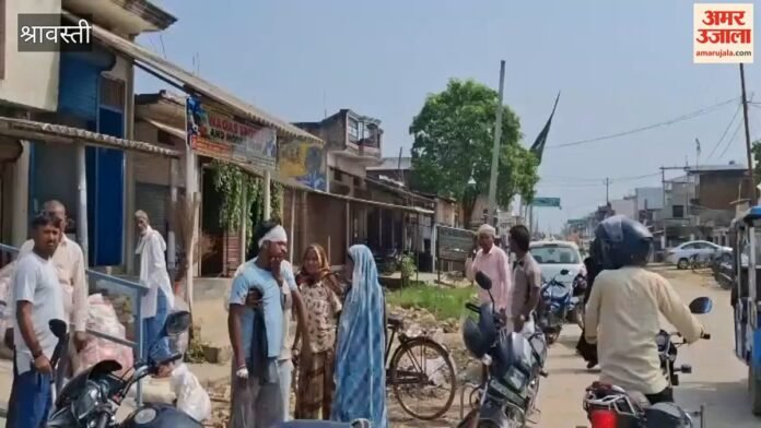 श्रावस्ती में कुत्ते से टकराकर ट्रॉली से भिड़ी बाइक, एक की मौत, दो घायल