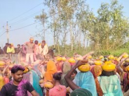 रामपुर धोबियाहार में निकली भव्य कलश यात्रा:नवरात्रि से पहले दुर्गा पूजा समितियों की तैयारियां तेज, वैवाही चौकी क्षेत्र में 17 जगहों पर लगेंगी प्रतिमाएं