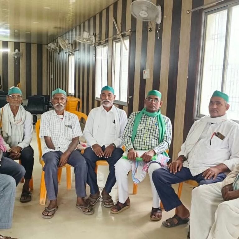 कप्तानगंज में भाकियू की मासिक बैठक:बस्ती में सदस्यता अभियान पर दिया जोर