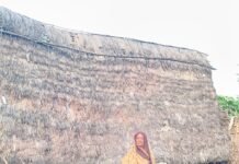 बहराइच में तेज हवा से विधवा का कच्चा मकान गिरा:प्रशासन से आपदा राहत और सुरक्षित आवास दिलाने की मांग मदद की गुहार बहराइच में तेज हवा से विधवा का कच्चा मकान गिरा:प्रशासन से आपदा राहत और सुरक्षित आवास दिलाने की मांग मदद की गुहार