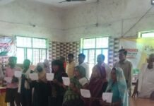 सेवा संकल्प अभियान के तहत राशन कार्ड वितरित किए गए:जमुनहा में पात्र परिवारों को सरकारी योजनाओं से जोड़ने की पहल