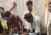 जंगली जानवर सामने आने से बाइक गिरी, दो घायल:मोतीपुर के सामुदायिक स्वास्थ्य केंद्र में भर्ती, नल ठीक कर घर लौट रहे थे