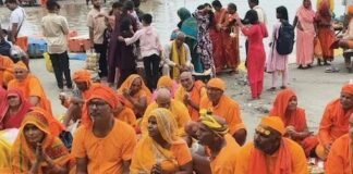 तांबे का लोटा, भोजन में पूड़ी…सर्वपितृ अमावस्या पर करें ये काम, हर गलती माफ कर देंगे पूर्वज