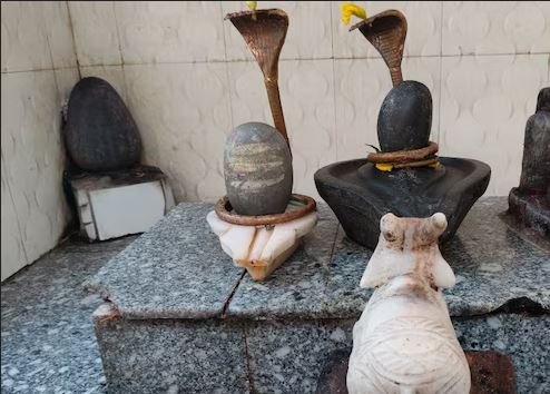 300 साल पुराना शिवलिंग हुआ चोरी, 12 साल बाद चोरों ने लौटाया! जानें इस रहस्यमयी शिवलिंग की कहानी