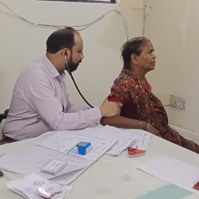 मौसम बदलने से बच्चों में एलर्जी-अस्थमा के मरीज बढ़े:जिला अस्पताल अलर्ट पर, दशहरा के लिए 8 बेड आरक्षित