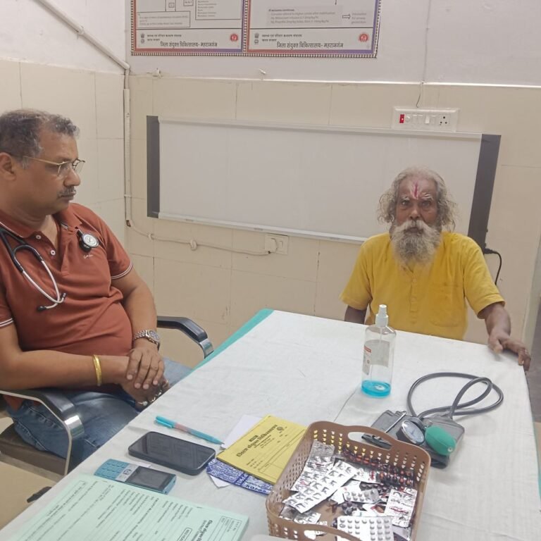 बकहिया हरैइया में सांप के काटने से युवक की मौत:जिला अस्पताल में इलाज के दौरान गई जान, परिवार में मातम