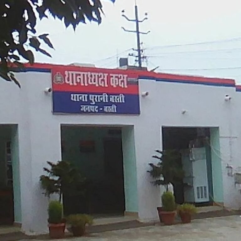फार्मर पर 13-लाख के मुर्गे और दाना बेचने का आरोप:सुपरवाइजर फार्म पहुंचा तो गायब मिले ब्रायलर मुर्गे; कंपनी ने मांगी नुकसान की भरपाई