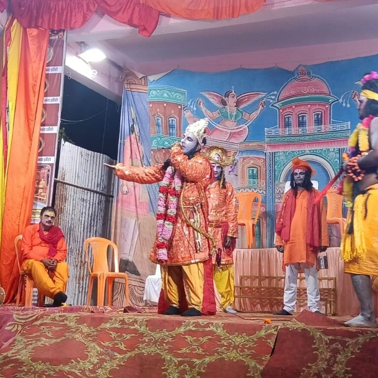 कटरा की रामलीला में श्रीराम ने शिव धनुष तोड़ा:पांचवें दिन धनुष यज्ञ, रावण-बाणासुर और लक्ष्मण-परशुराम संवाद का मंचन