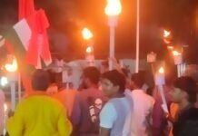 इकौना में भाजपा कार्यकर्ताओं ने निकाली तिरंगा रैली:गांधी और लाल बहादुरशास्त्री जयंती पर दिया नशा मुक्ति व भाईचारे का संदेश