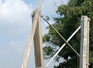 गिलौला कस्बा 168 घंटे से अंधेरे में डूबा:भीषण गर्मी और पानी की किल्लत से लोग परेशान, त्यौहारों से पहले बढ़ा गुस्सा