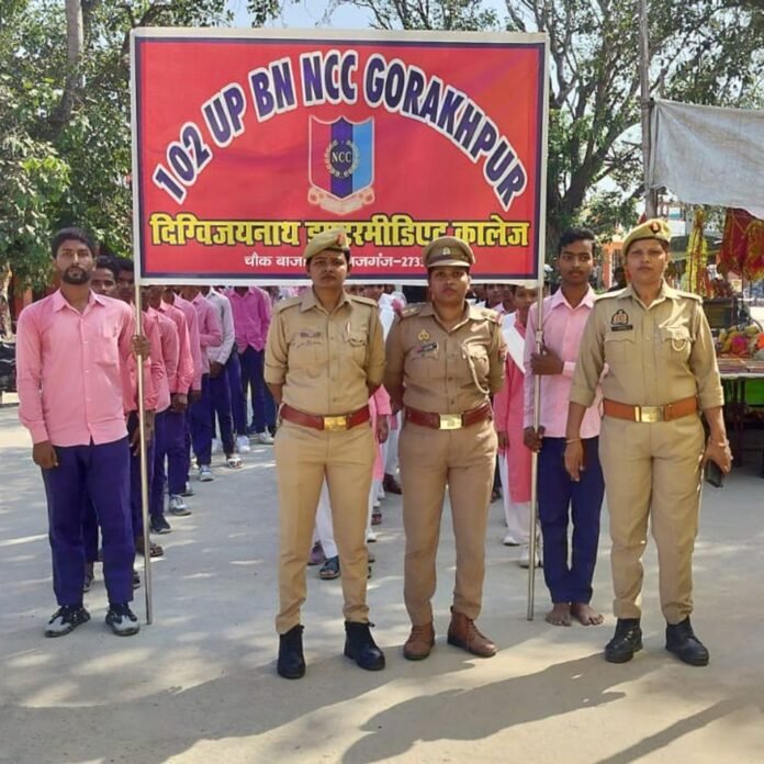 मिशन शक्ति 6.0: चौक बाजार में पुलिस ने निकाली जागरूकता:बाल विवाह, दहेज प्रथा और घरेलू हिंसा के खिलाफ दिया संदेश, हेल्पलाइन नंबर बताए