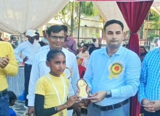 सिसवा में क्षेत्रीय बाल क्रीड़ा प्रतियोगिता का आग़ाज़:महात्मा गांधी इंटर कॉलेज में दौड़ और कबड्डी में बच्चों ने बिखेरी चमक, विभिन्न स्पर्धाओं में हासिल किया पहला स्थान सिसवा में क्षेत्रीय बाल क्रीड़ा प्रतियोगिता का आग़ाज़:महात्मा गांधी इंटर कॉलेज में दौड़ और कबड्डी में बच्चों ने बिखेरी चमक, विभिन्न स्पर्धाओं में हासिल किया पहला स्थान