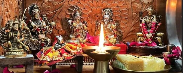 पीछा नहीं छोड़ रही घर की कलह? नवरात्रि में करें ये उपाय, बदल जाएगा माहौल