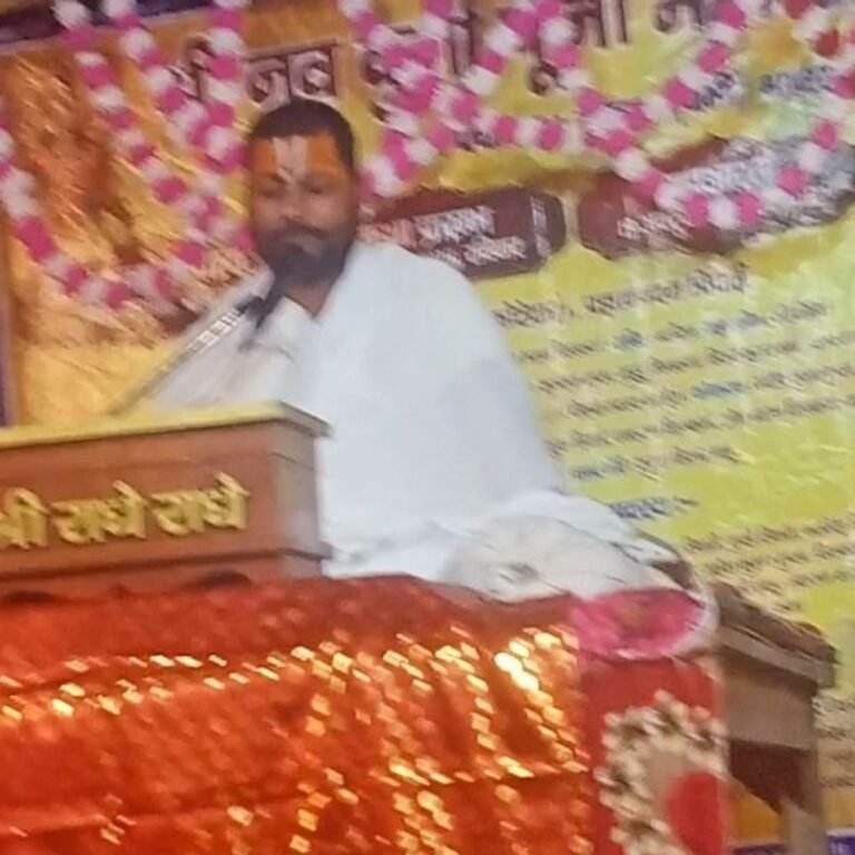 नवरात्र के पहले दिन मां दुर्गा की संगीतमय कथा:अकारा में 9 दिन तक चलेगा आयोजन, बड़ी संख्या में पहुंचे दर्शक