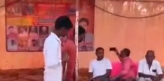 खरगूपुर ग्राम पंचायत में देवी जागरण का आयोजन:इकौना के भक्तों में उत्साह, लगे जयकारे खरगूपुर ग्राम पंचायत में देवी जागरण का आयोजन:इकौना के भक्तों में उत्साह, लगे जयकारे