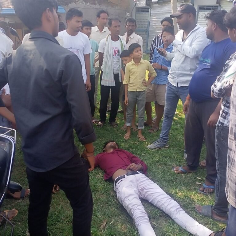 श्रावस्ती में अज्ञात वाहन की टक्कर से बाइक सवार घायल:बहराइच-भिनगा मार्ग पर नेवरिया मोड़ के पास हुआ हादसा, चालक फरार