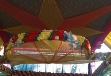नासिरगंज में शारदीय नवरात्रि पर भव्य पंडाल सजा:मां दुर्गा की प्रतिमा स्थापना की तैयारी पूरी, बाजार में पूजन सामग्री की दुकानें गुलजार नासिरगंज में शारदीय नवरात्रि पर भव्य पंडाल सजा:मां दुर्गा की प्रतिमा स्थापना की तैयारी पूरी, बाजार में पूजन सामग्री की दुकानें गुलजार