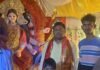 ग्रामीण ने 31 हजार की बोली लगाकर खोली माता रानी:श्रावस्ती के पिपरहवा जोगा गांव में हुआ आयोजन, पंडाल जयकारों से गूंजा ग्रामीण ने 31 हजार की बोली लगाकर खोली माता रानी:श्रावस्ती के पिपरहवा जोगा गांव में हुआ आयोजन, पंडाल जयकारों से गूंजा
