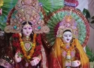 सिरसिया में नवरात्र के पांचवें दिन मां स्कंदमाता के दर्शन:एमएलसी साकेत मिश्रा ने भी माथा टेका, श्रद्धालुओं की भीड़ उमड़ी सिरसिया में नवरात्र के पांचवें दिन मां स्कंदमाता के दर्शन:एमएलसी साकेत मिश्रा ने भी माथा टेका, श्रद्धालुओं की भीड़ उमड़ी