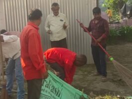 सीएचसी मल्हीपुर में सफाई:श्रावस्ती के जमुनहा में चला अभियान, लोगों को स्वच्छता के प्रति किया जागरूक