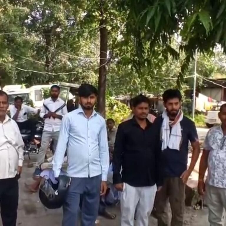 बहराइच में बाइक ने बुजुर्ग को मारी टक्कर:मवेशी चराते समय हुआ हादसा, अस्पताल में हुई मौत