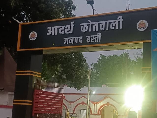 5ba34b72-5519-44ad-a294-fcf9b21d945e_1791907186651.jpg बस्ती में शादी का झांसा देकर युवती से दुष्कर्म:विरोध करने पर परिवार को खत्म करने की धमकी, आरोपी पर केस दर्ज