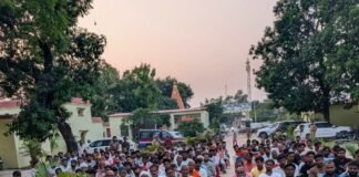 श्यामदेउरवा थाने में दुर्गा पूजा पर पीस कमेटी की बैठक:शांति व्यवस्था पर जोर, भड़काऊ पोस्ट करने वालों पर होगी कार्रवाई