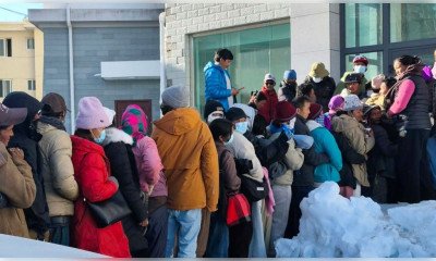 नेपाल-चीन सीमा पर बर्फबारी से फंसे 300 नेपाली नागरिक