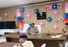 बस्ती में 2628 स्थानों पर स्थापित होंगी दुर्गा प्रतिमाएं:नवरात्र और दशहरा के लिए 700 अतिरिक्त पुलिसकर्मी तैनात, 3 स्तरीय सुरक्षा बस्ती में 2628 स्थानों पर स्थापित होंगी दुर्गा प्रतिमाएं:नवरात्र और दशहरा के लिए 700 अतिरिक्त पुलिसकर्मी तैनात, 3 स्तरीय सुरक्षा