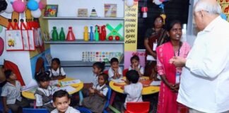‘सेवा संकल्प अभियान’ में जनसेवा का संदेश, बच्चों के बीच पहुंचे मुख्यमंत्री भूपेंद्र पटेल