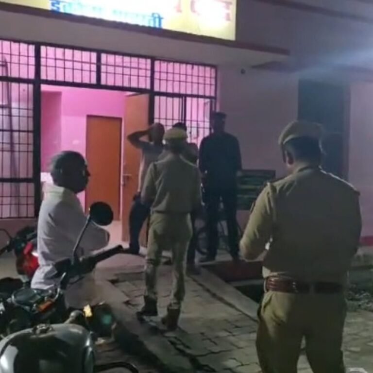 अज्ञात वाहन की टक्कर से बाइक सवार युवक की मौत:श्रावस्ती के बहराइच-बलरामपुर नेशनल हाईवे पर हुआ हादसा, एक घायल