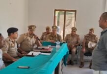 दुर्गा पूजा को लेकर पीस कमेटी की बैठक हुई:नई परंपरा की अनुमति नहीं, अश्लील गानों पर कार्रवाई होगी; नायब तहसीलदार, सीओ सदर एवं थानाध्यक्ष रहे मौजूद दुर्गा पूजा को लेकर पीस कमेटी की बैठक हुई:नई परंपरा की अनुमति नहीं, अश्लील गानों पर कार्रवाई होगी; नायब तहसीलदार, सीओ सदर एवं थानाध्यक्ष रहे मौजूद