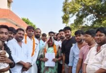 गायघाट उपचुनाव में रेनू देवी ने पूजा अग्रहरि को हराया:65 वोटों से जीत दर्ज कर बनीं वार्ड नंबर 7 की नई सभासद गायघाट उपचुनाव में रेनू देवी ने पूजा अग्रहरि को हराया:65 वोटों से जीत दर्ज कर बनीं वार्ड नंबर 7 की नई सभासद