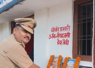 गौर के मुसहा में गांधी-शास्त्री जयंती:PHC और चौकी परिसर में श्रद्धांजलि, स्वच्छता-सेवा और राष्ट्रभक्ति का दिया संदेश