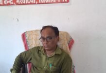मरवटिया बाजार पीएचसी में स्वास्थ्य मेले का आयोजन:11 मरीजों की जांच कर मुफ्त दवाएं बांटी गईं, स्वास्थ्यकर्मियों ने किया जागरूक मरवटिया बाजार पीएचसी में स्वास्थ्य मेले का आयोजन:11 मरीजों की जांच कर मुफ्त दवाएं बांटी गईं, स्वास्थ्यकर्मियों ने किया जागरूक