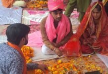 बलरामपुर में सामूहिक विवाह समारोह में 234 जोड़े बने हमसफर:कुछ जोड़ों के समारोह में शामिल होने के बाद भी आएगी बारात बलरामपुर में सामूहिक विवाह समारोह में 234 जोड़े बने हमसफर:कुछ जोड़ों के समारोह में शामिल होने के बाद भी आएगी बारात