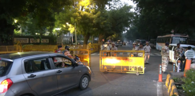 जंतर-मंतर पर विपक्ष के विरोध प्रदर्शन को देखते हुए सुरक्षा व्यवस्था कड़ी