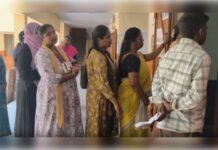 तमिलनाडु उपचुनाव: मदुरंतकम और धारापुरम में वोटिंग ने पकड़ी रफ्तार